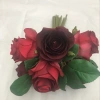 A bouquet of seven lovers' roses Specification image